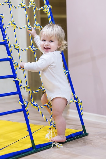 Kinderturnen für 1-2 jährige